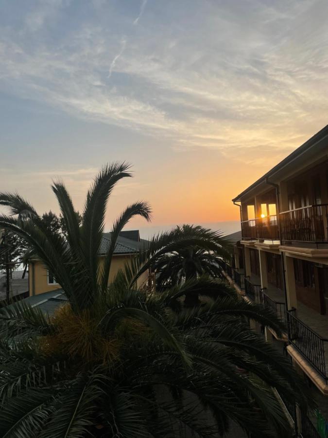 Kvariati Palma Hotel Dış mekan fotoğraf