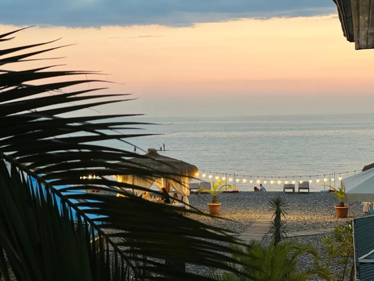 Kvariati Palma Hotel Dış mekan fotoğraf