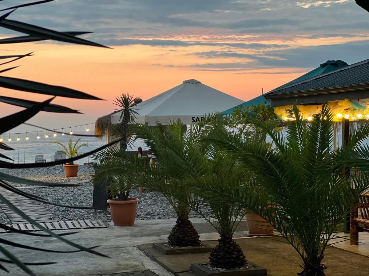 Kvariati Palma Hotel Dış mekan fotoğraf